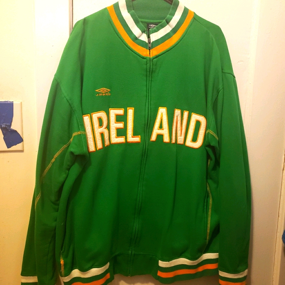 COPY - Zip up Ireland sweater